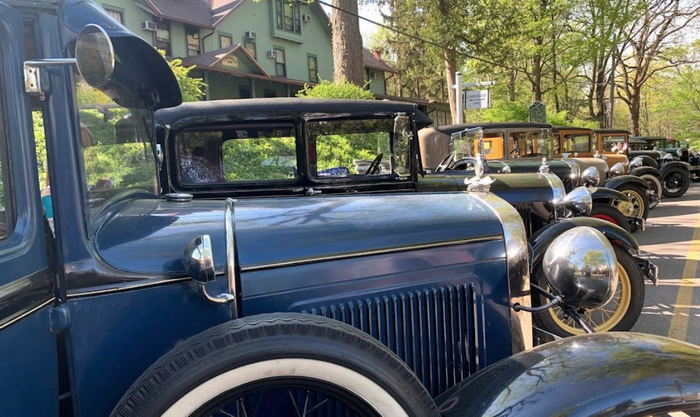 Lakeside Inn - Web Listing (newer photo)